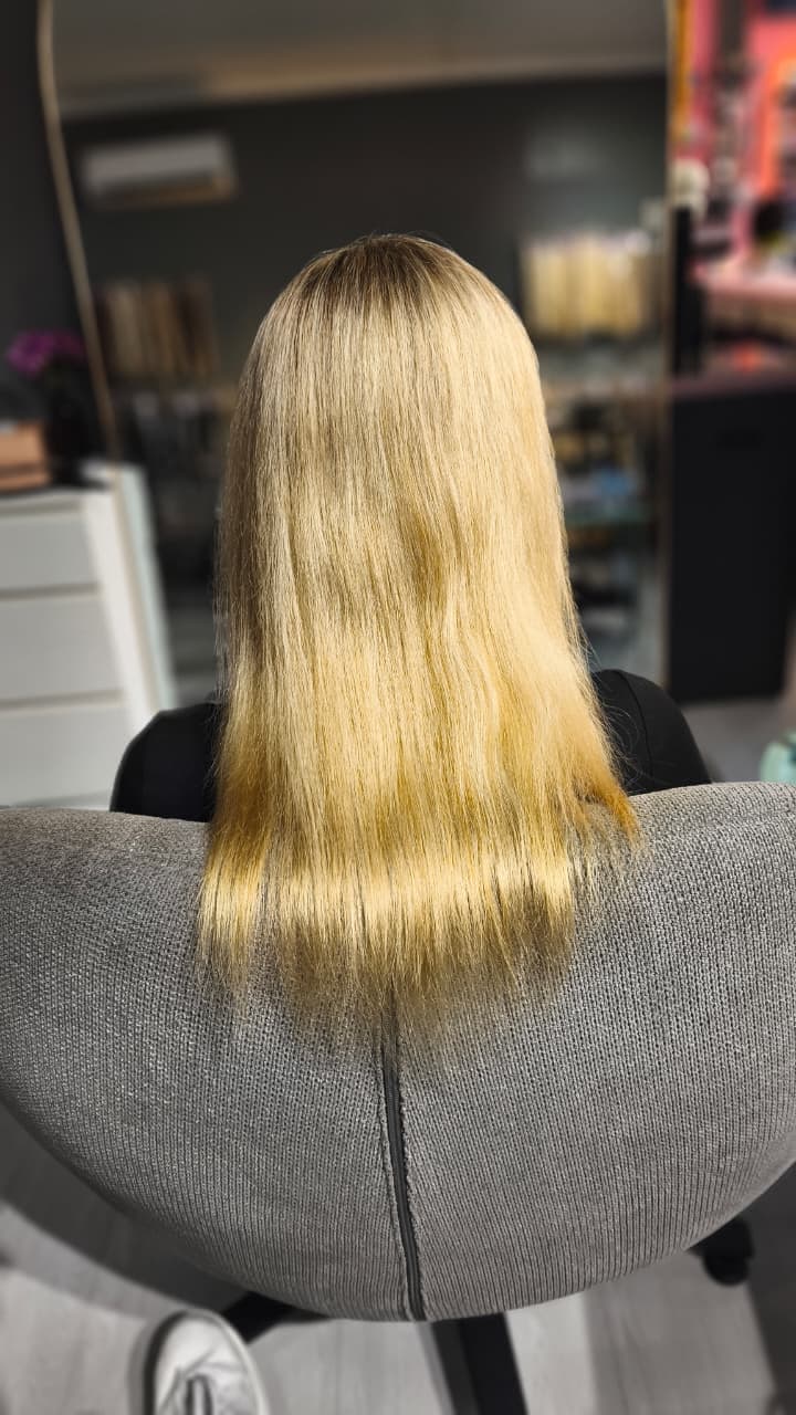 Client before — blonde hair to the shoulders