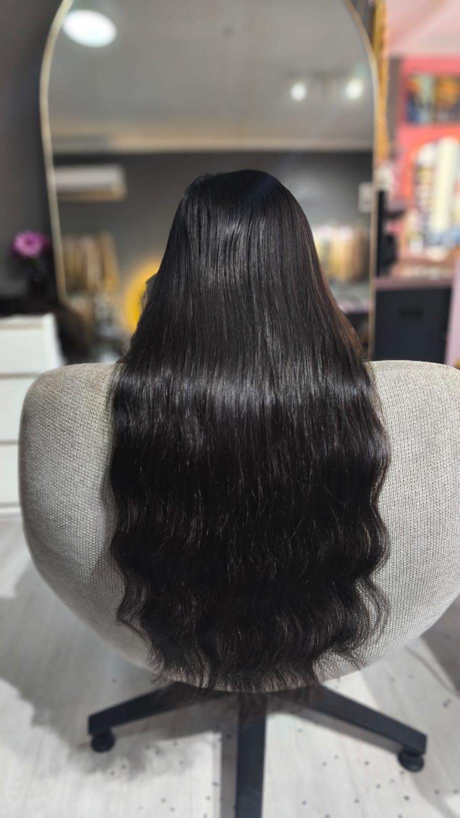 Same client after — long black waves, Keratin Bond double 200 g