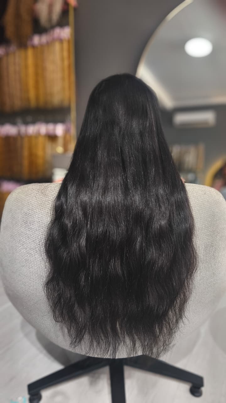 Same client after — long black waves, Tape-In double 150 g