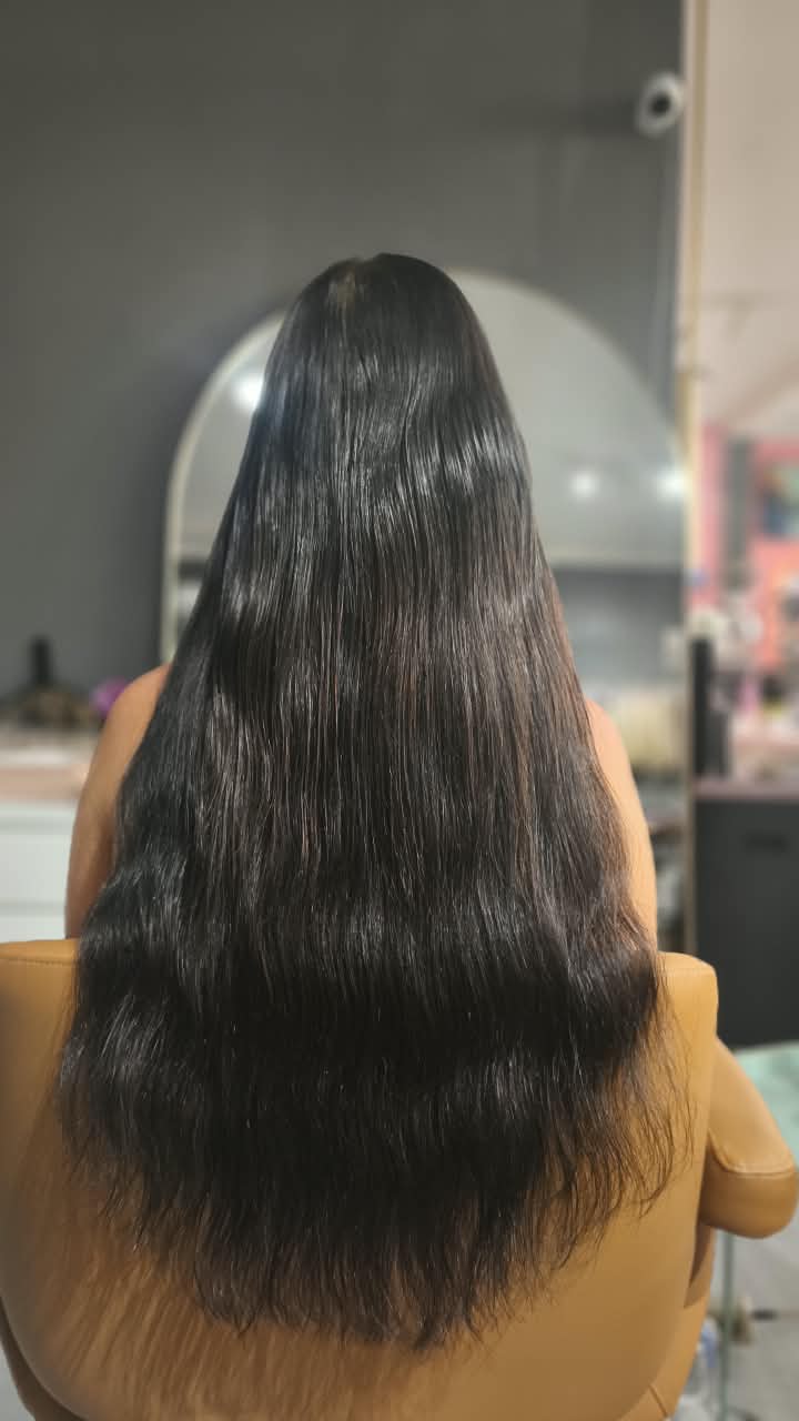 Same client after — thick black length to the waist, Weft double 150 g